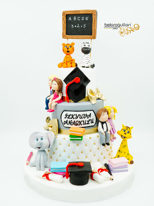 Okul Özel Tasarım Pasta