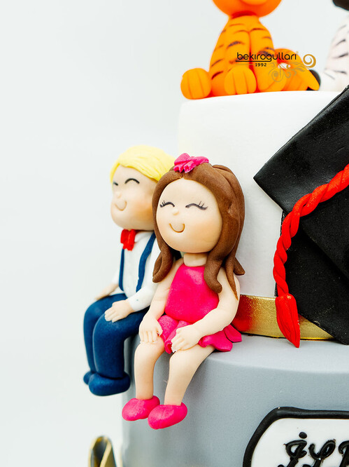 Okul Özel Tasarım Pasta