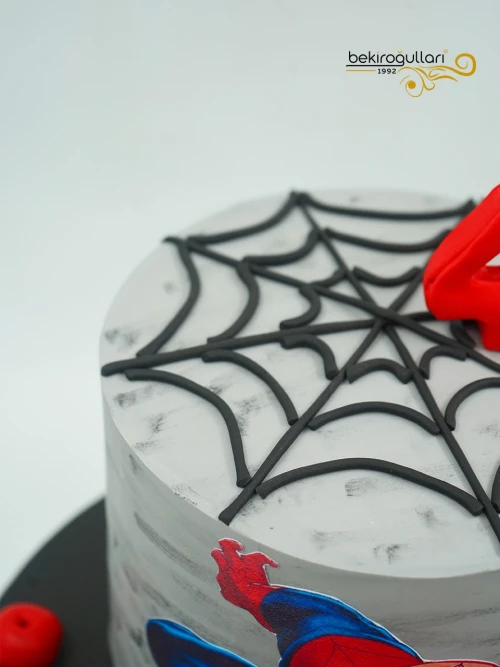 Örümcek Adam Konsept Pasta