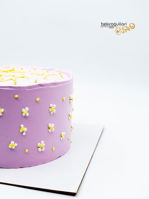 Papatya Süslemeli Naked Pasta