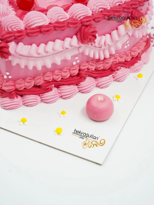 Pembe Kalp Naked Pasta