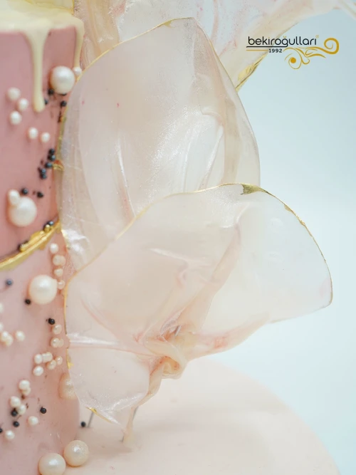 Pembe Ve Gold Detay Butik Pasta