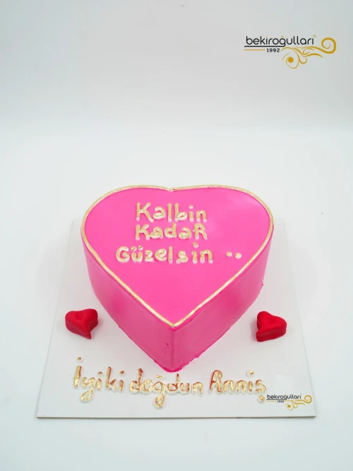 Pembe Ve Gold Detaylı Kalp Naked Pasta