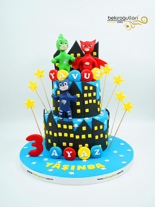 Pijamaskeliler Konsept Pasta