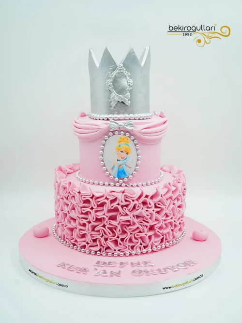 Prenses Detaylı Butik Pasta