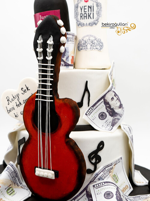 Rakı Temalı Tasarım Pasta