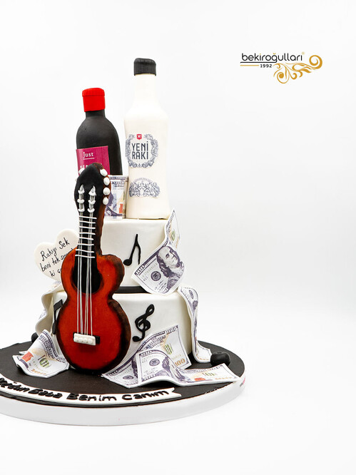 Rakı Temalı Tasarım Pasta