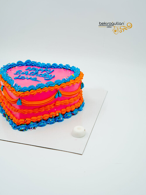 Renkli Kalp Model Naked Pasta