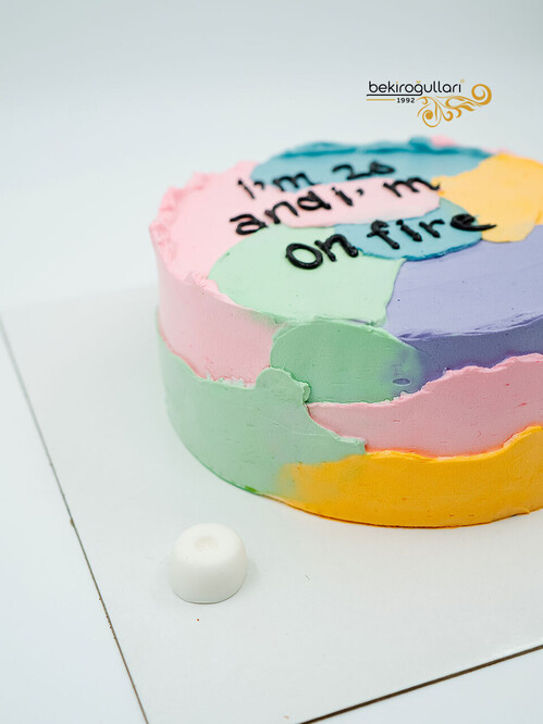 Renkli Yazılı Sıvama Pasta