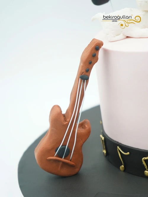 Şarkıcı Butik Pasta