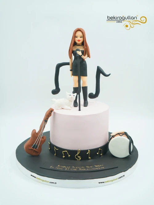 Şarkıcı Butik Pasta