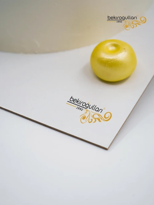 Siyah Beyaz Naked Pasta