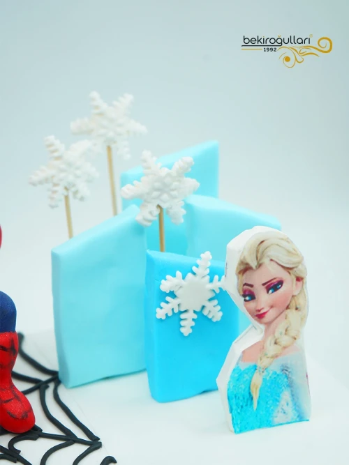 Spiderman ve Elsa Butik Pasta