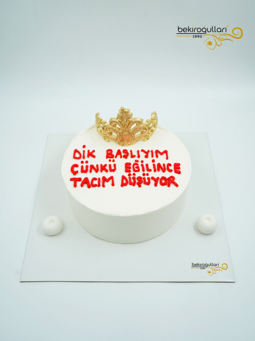 Taç Detaylı Naked Pasta