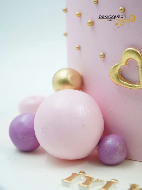 Tavşan Detaylı Butik Pasta