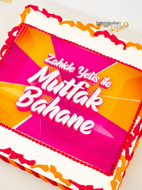 Televizyon Programı Özel Pasta