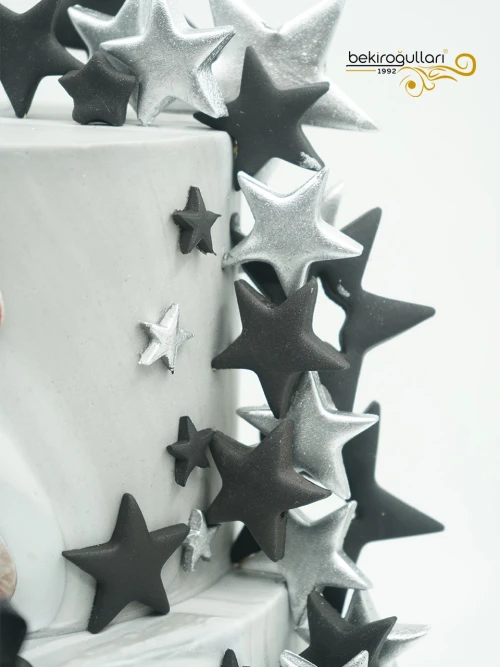 Yıldız Detaylı Butik Pasta