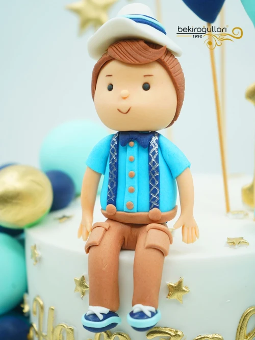 Yıldız Ve Toplar Detaylı Erkek Çocuk Konsept Pasta