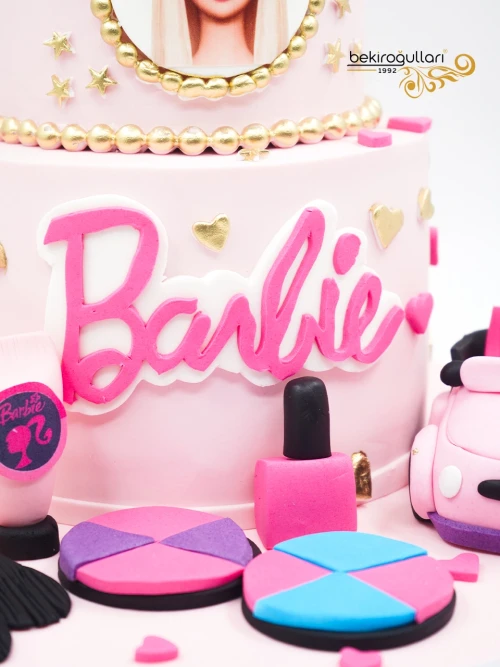 Barbie Tasarım Butik Pasta