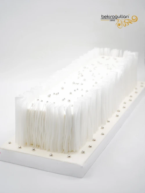 Beyaz Söz Nişan Pastası