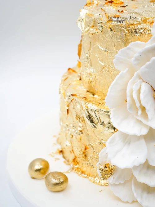 Çiçek Detay Gold Konsept Pasta