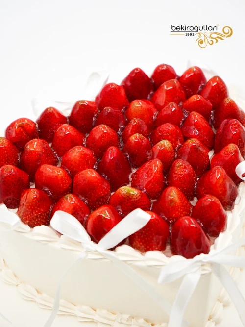 Çilek Detay Naked Pasta