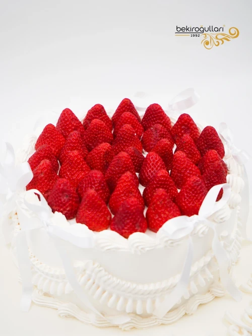 Çilek Detay Naked Pasta