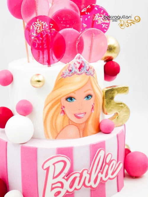 Çizgi Film Karakter Konsept Pembe Tasarım Pasta