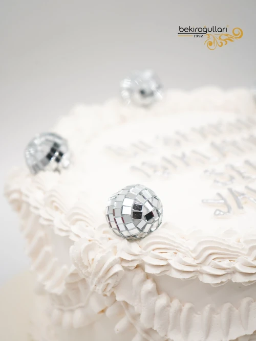 Disko Topu Detay Beyaz Naked Pasta