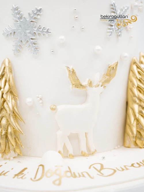 Geyik Ve Gold Detay Butik Pasta