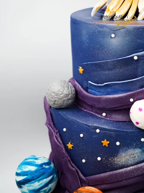 Gezegen Ve Roket Konsept Pasta