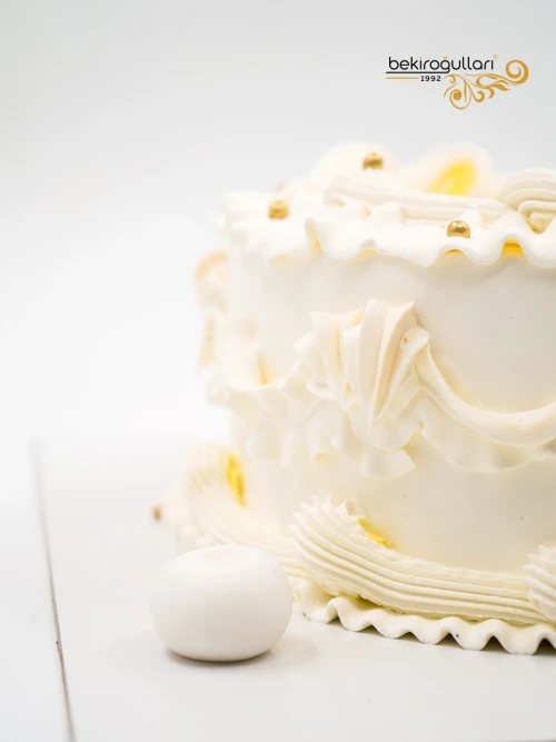 Gold Detay Naked Pasta