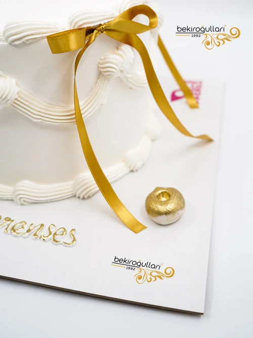 Gold Kurdele Detay Naked Pasta