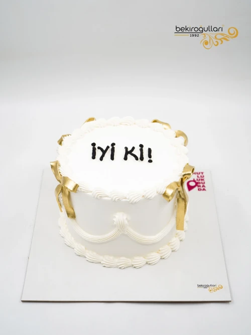 Gold Kurdele Detay Naked Pasta