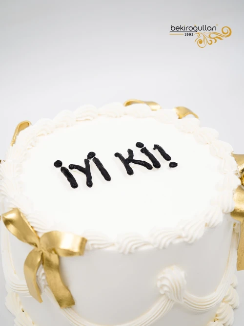 Gold Kurdele Detay Naked Pasta