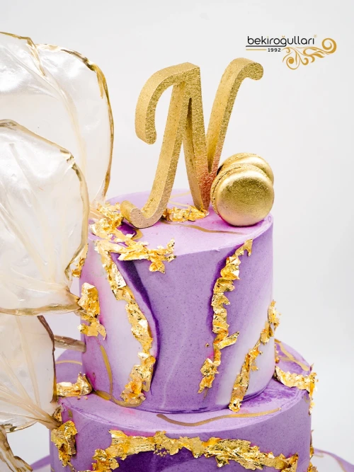 Harf Ve Gold Detay Butik Pasta