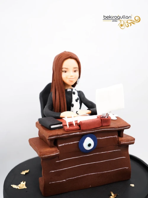 Kadın Figür Konsept Pasta