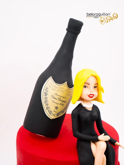 Kadın Figür Tasarım Butik Pasta