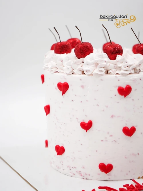 Kalp Detay Naked Pasta