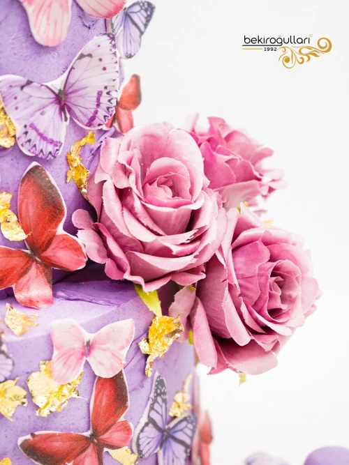 Kelebek Ve Çiçek Detay Butik Pasta