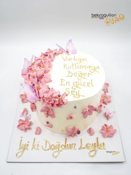 Kelebek Ve Çiçek Detay Naked Pasta