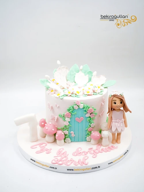 Kız Çocuk Detay Konsept Pasta