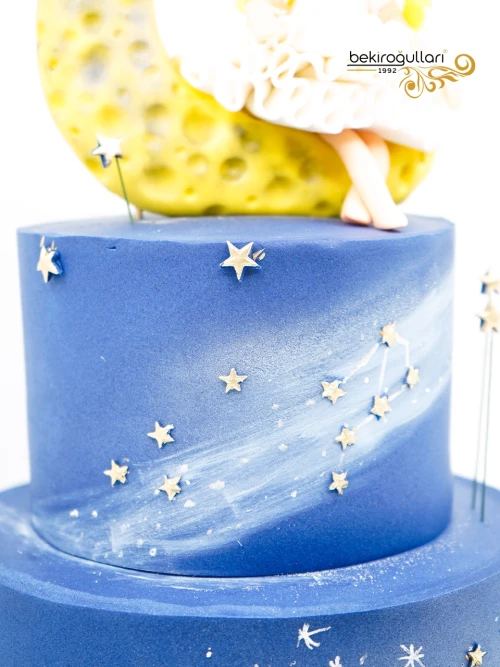 Kız Çocuk Figür Tasarım Pasta