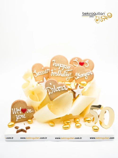 Kurabiye Ve Gold Konsept Pasta