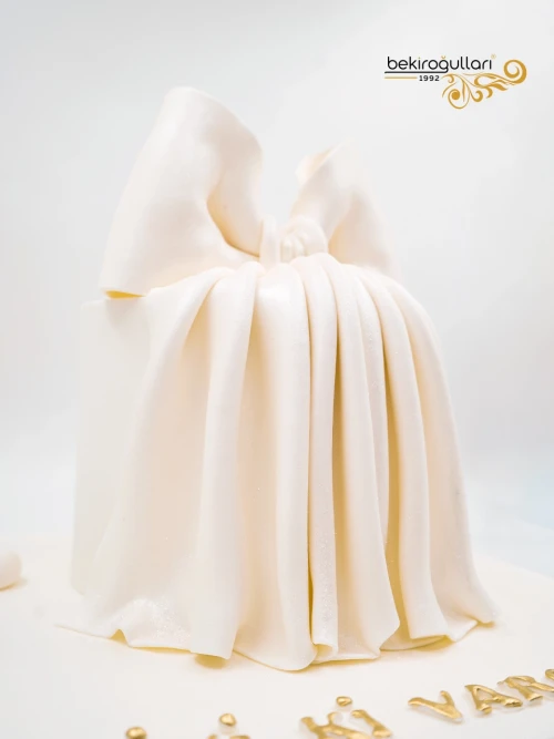 Kurdele Tasarım Pasta