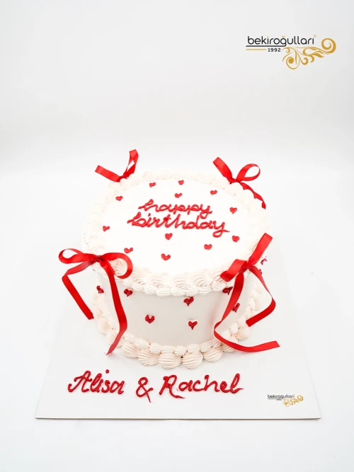 Kurdele Ve Kalp Detay Naked Pasta