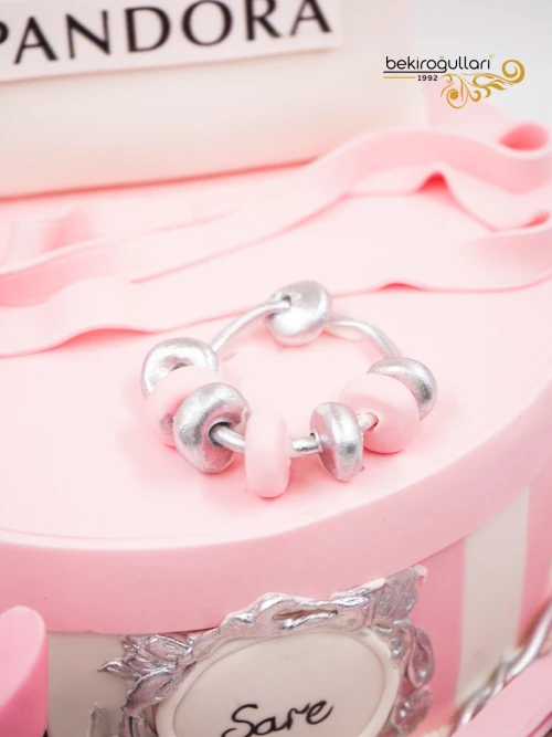 Makyaj Malzemeleri Tasarım Butik Pasta