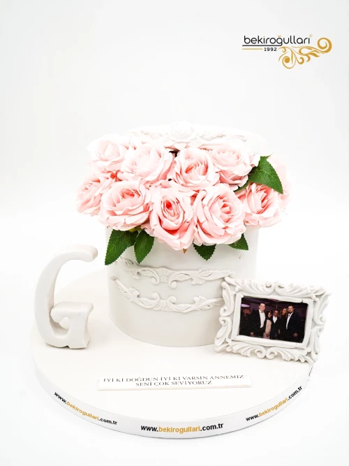 Pembe Gül Detay Butik Pasta