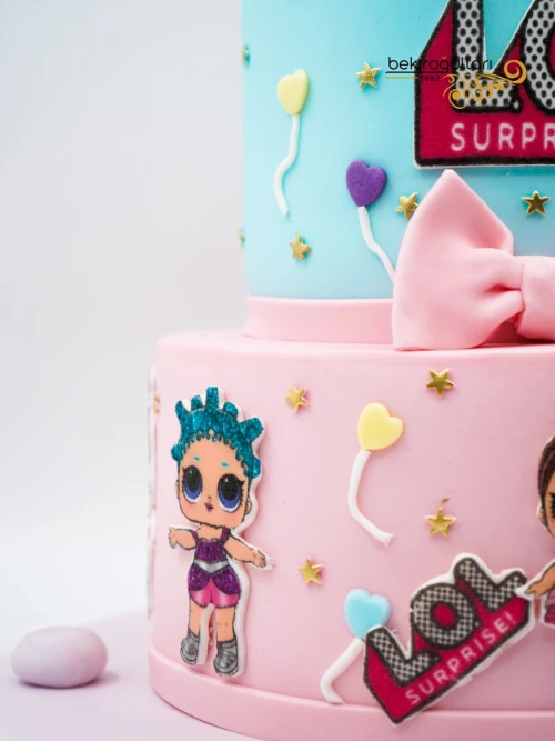 Renkli Bebekler Tasarım Pasta