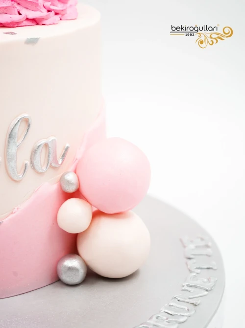 Şampanya Tasarım Butik Pasta